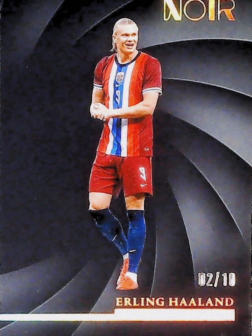 Erling Haaland NOIR /10