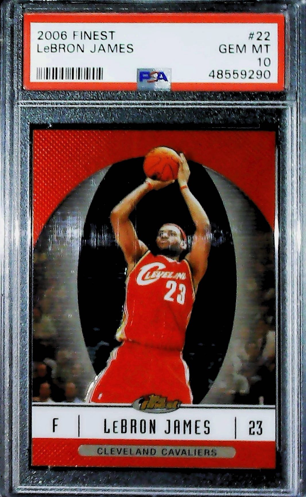 2006 FINEST #22 LeBRON JAMES