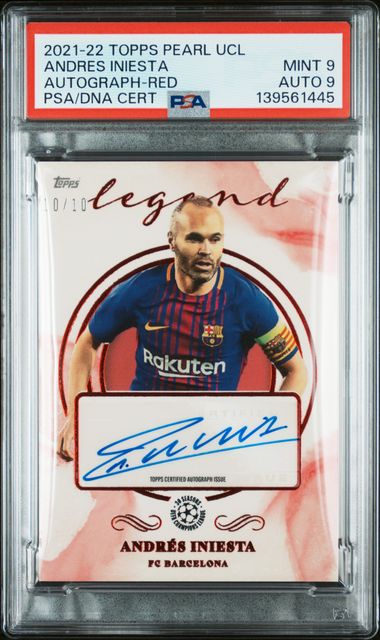 2021-2022 TOPPS PEARL UEFA CHAMPIONS LEAGUE AUTOGRAPHS ANDRES INIESTA AUTOGRAPH-RED